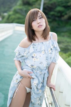 aoa短裙
